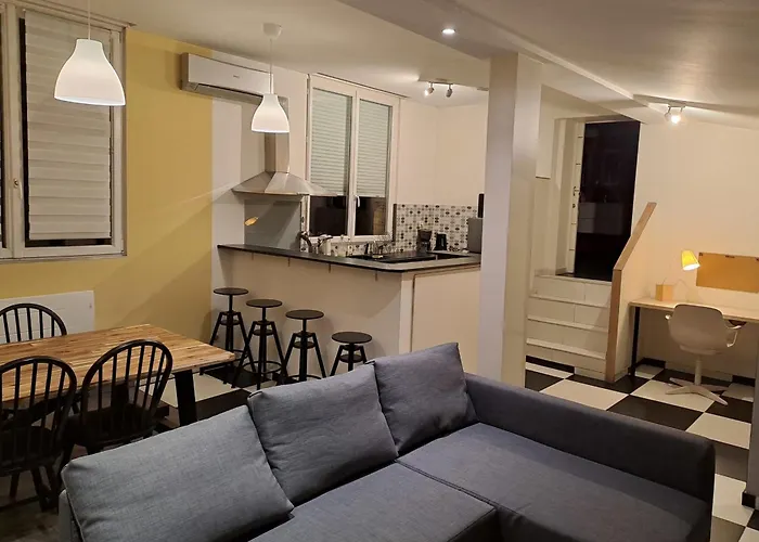 Holiday home Maison Vdh